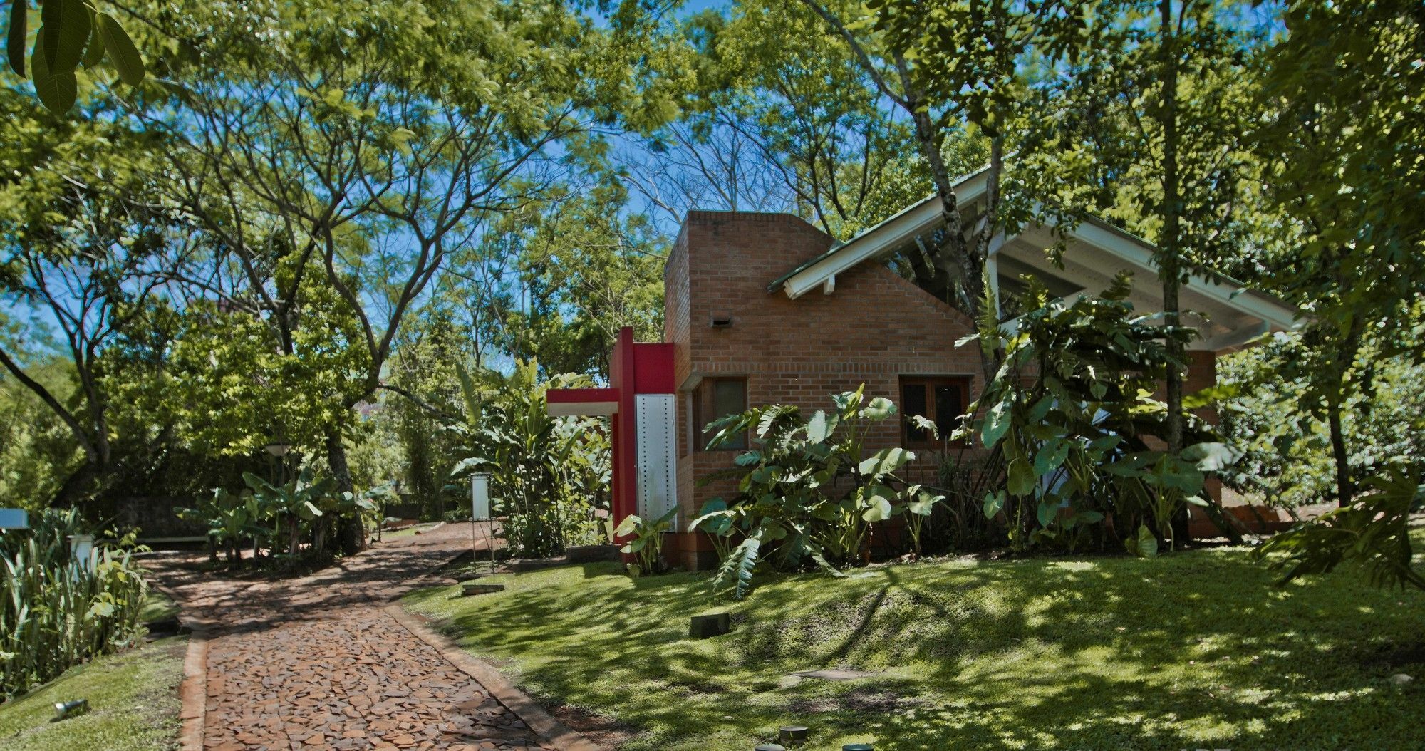 Raices Amambai Lodges Puerto Iguazú Exterior foto